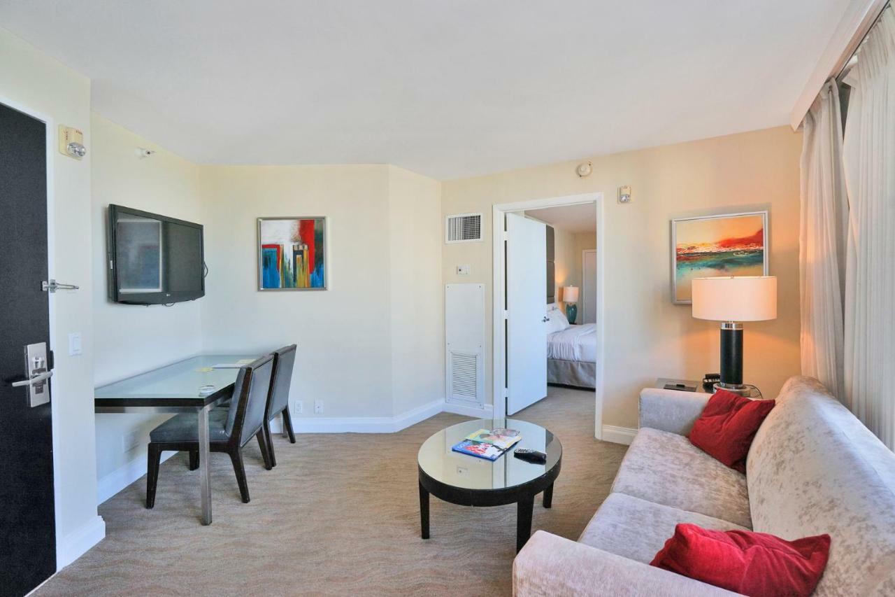 Gallery One - A Doubletree Suites By Hilton Hotel Fort Lauderdale Exteriér fotografie